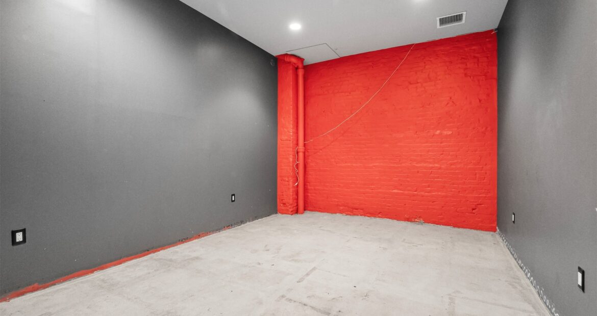 327 Douglass Street