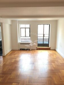Amazing open layout on East 38th Street in Murray Hill