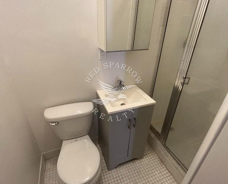 Amazing open layout on East 88th Street in Yorkville