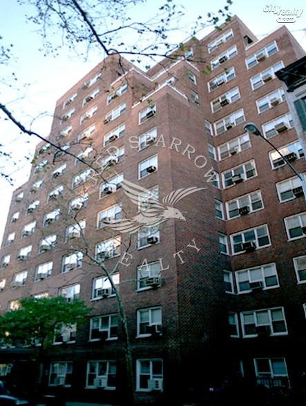 Amazing 1 bed on East 35th Street in Murray Hill