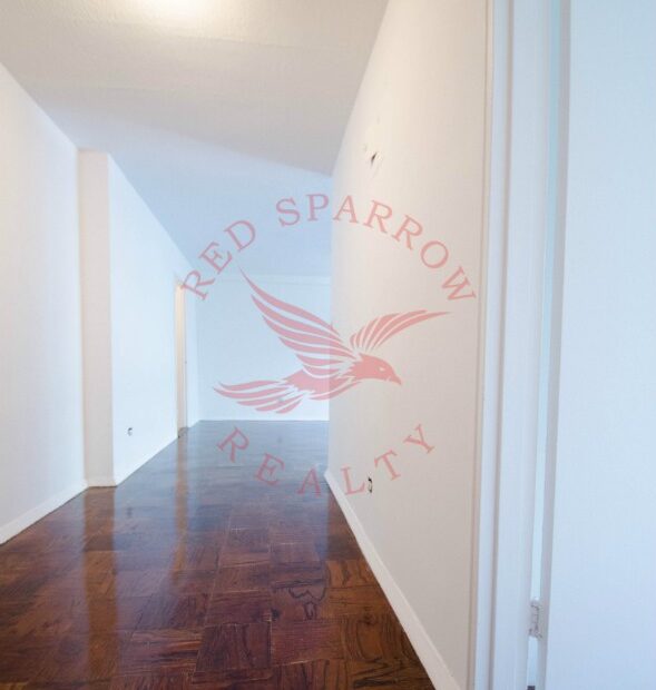 Amazing 1 bed on East 35th Street in Murray Hill