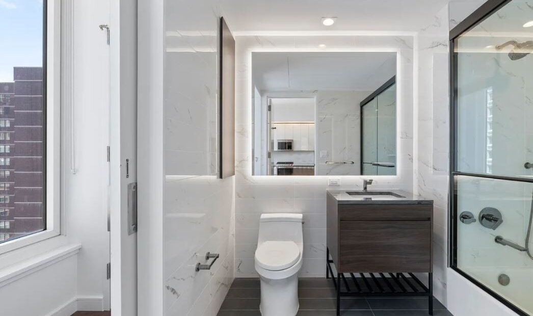 Amazing open layout on East 54th Street in Sutton Place