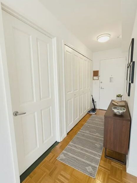 Amazing open layout on West 43rd Street in Hell’s Kitchen