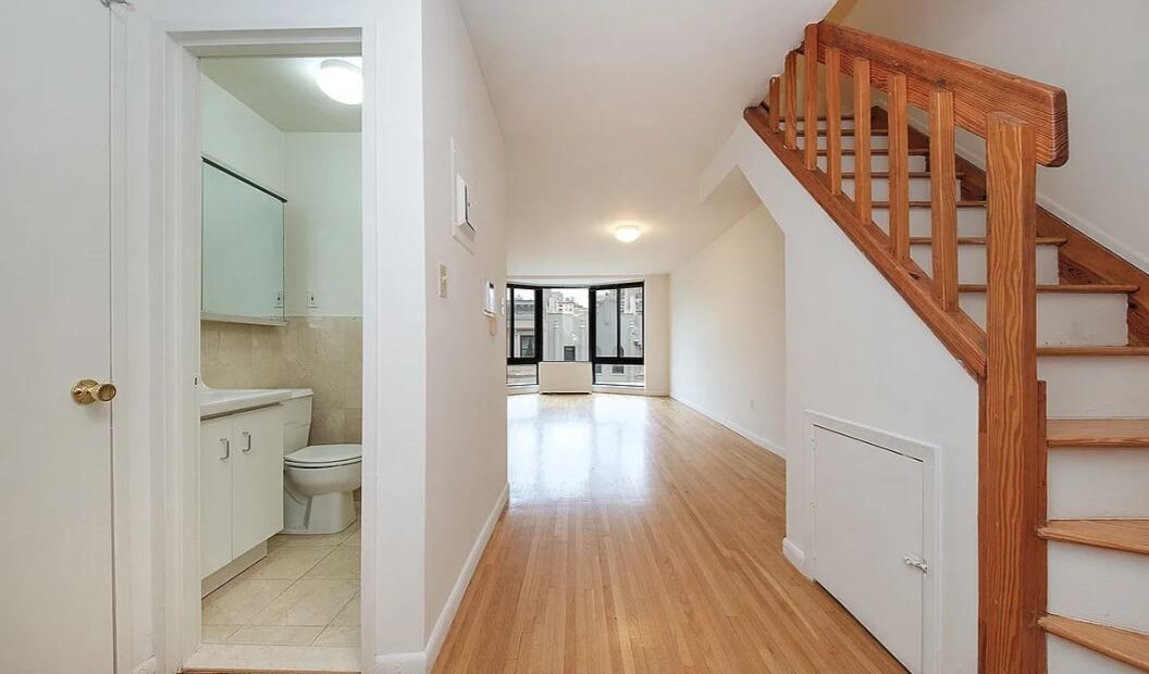Amazing 1 bed on West 68th Street in Lincoln Square
