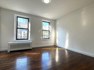 Charming Studio Apartment on East 58th Street in Midtown East