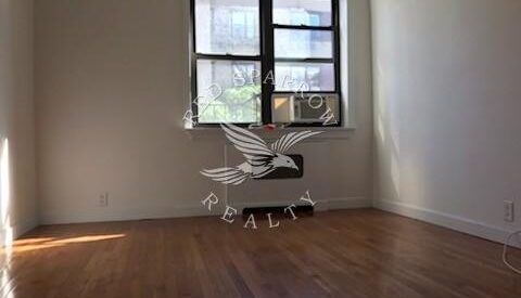 Amazing open layout on East 61st Street in Lenox Hill