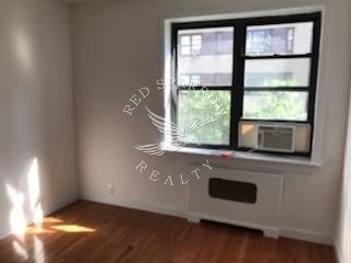Amazing open layout on East 61st Street in Lenox Hill