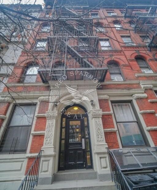 Amazing open layout on East 90th Street in Yorkville