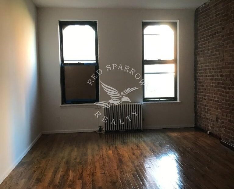 Amazing open layout on East 90th Street in Yorkville