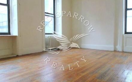 Fantastic open layout on East 88th Street in Carnegie Hill