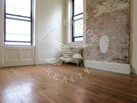 Fantastic open layout on East 88th Street in Carnegie Hill
