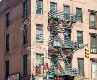 Fantastic open layout on East 88th Street in Carnegie Hill