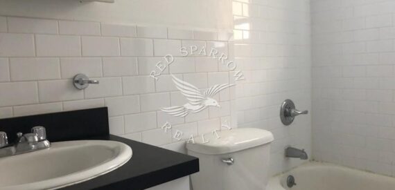 Amazing railroad 2 bed on East 89th Street in Yorkville