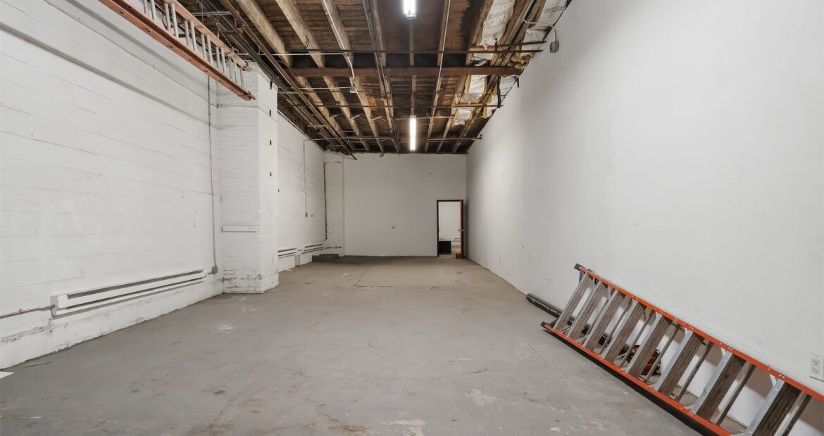 327 Douglass Street