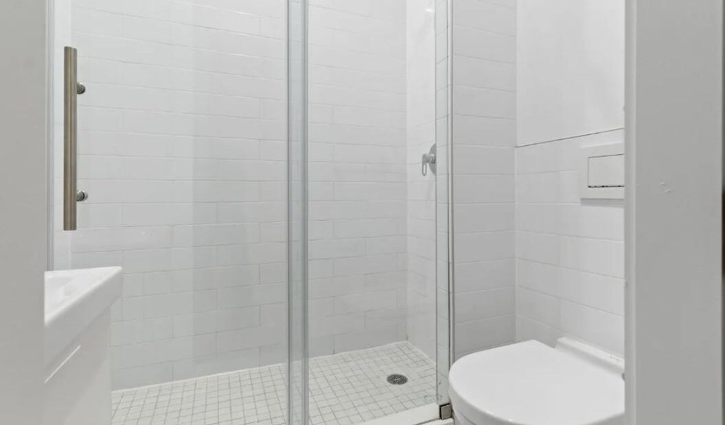 Amazing 2 bed on East 22nd Street in Gramercy Park