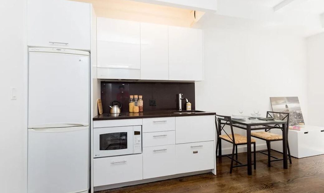 Amazing open layout on West 91st Street in Upper West Side