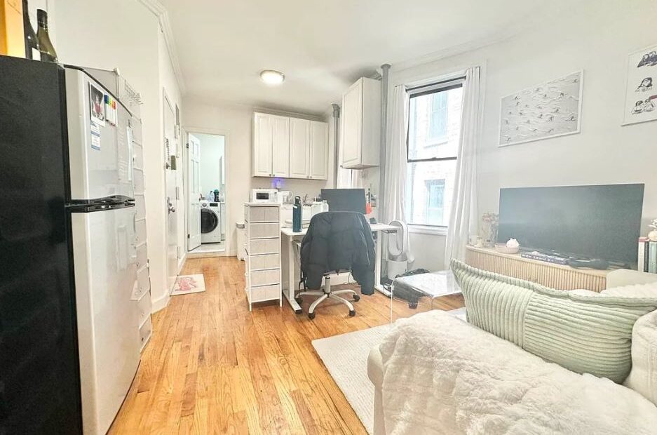 Amazing 1 bed on 9th Avenue in Chelsea