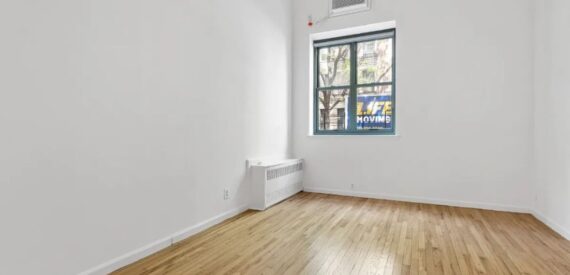Amazing open layout on East 22nd Street in Gramercy Park