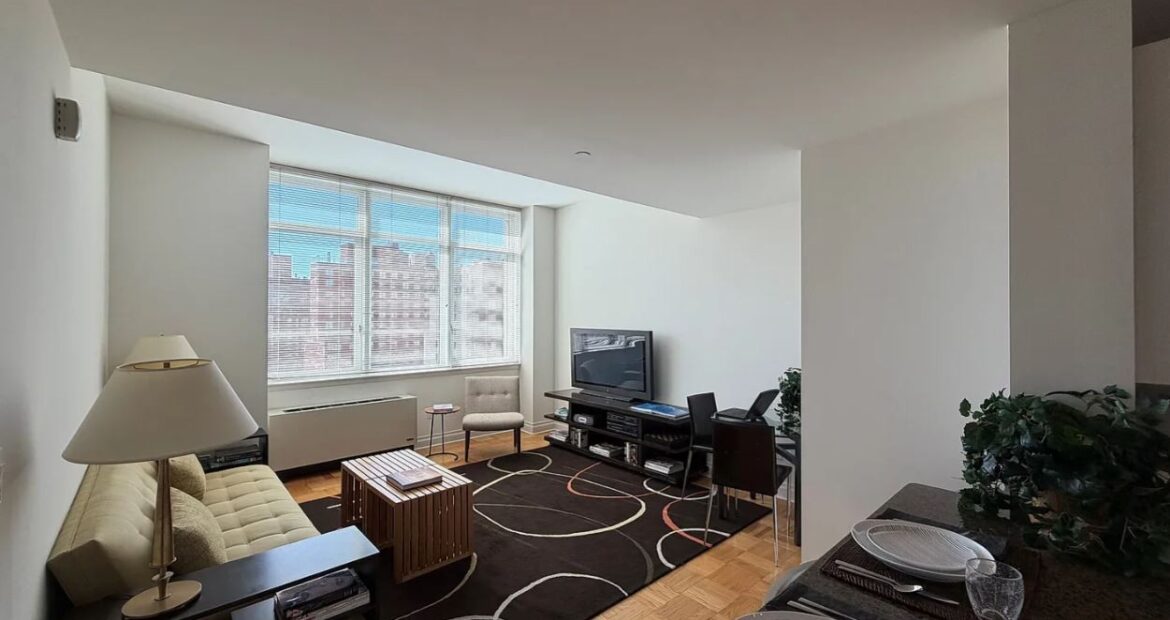 Amazing 2 beds on Lexington Avenue in Carnegie Hill