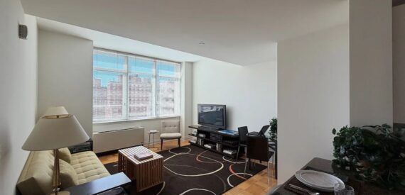 Amazing 2 beds on Lexington Avenue in Carnegie Hill