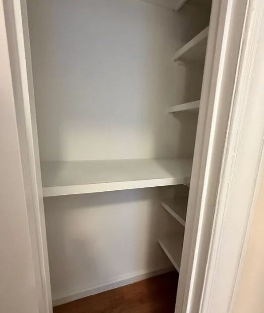 Amazing open layout on West 55th Street in Hell’s Kitchen