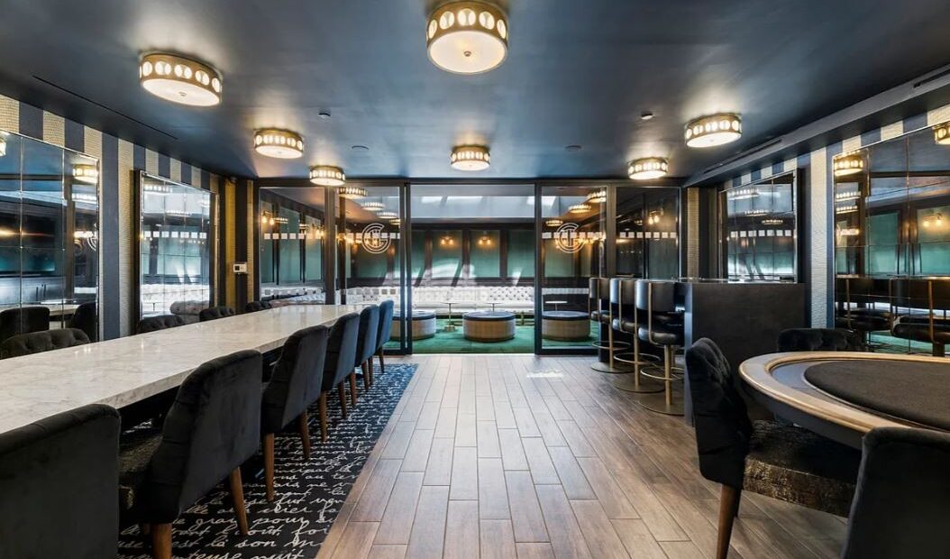 Amazing open layout on East 54th Street in Sutton Place