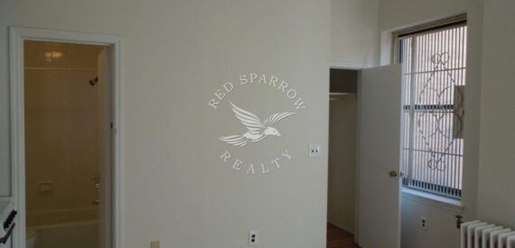 Bright Studio Apartment on West 112th Street in Morningside Heights