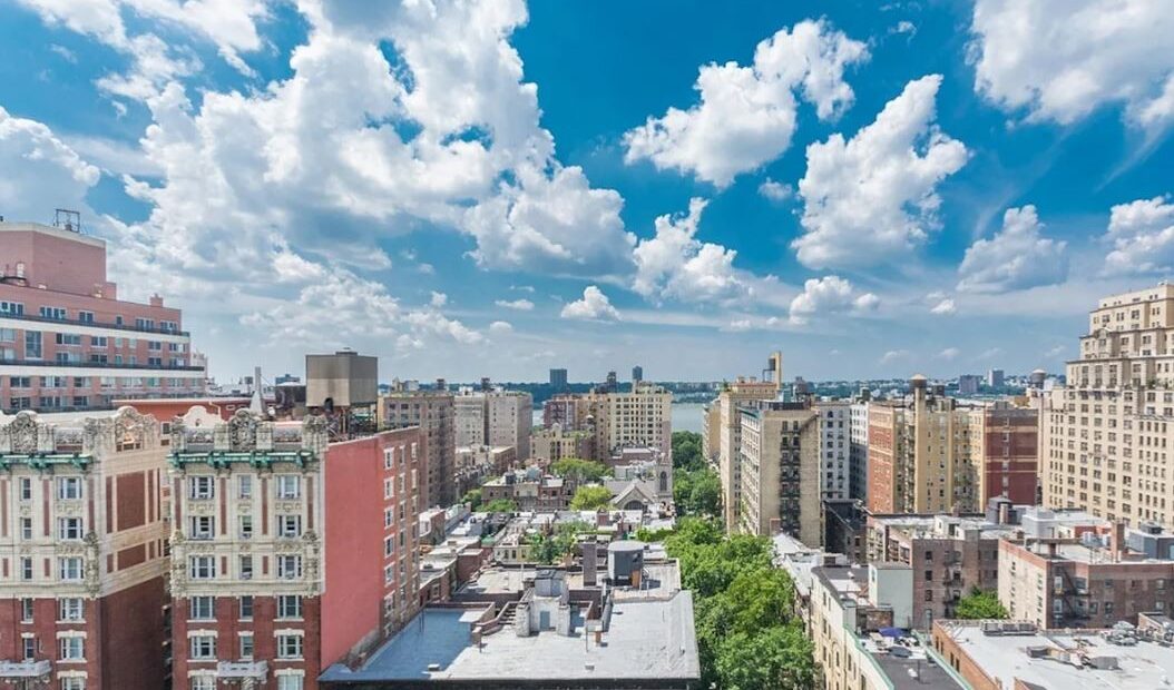 Amazing open layout on West 91st Street in Upper West Side