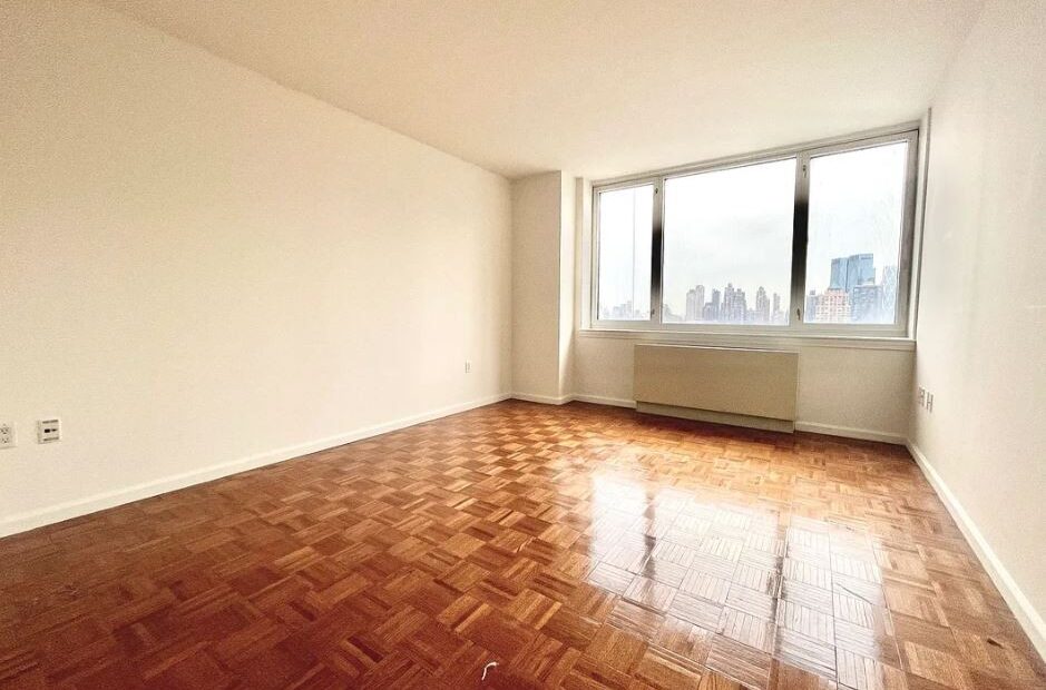 Amazing 1 bed on West 43rd Street in Hell’s Kitchen