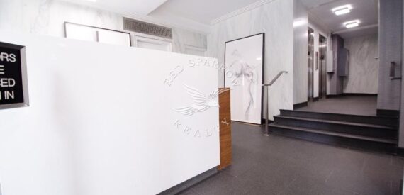 Amazing 2 bed on East 35th Street in Murray Hill