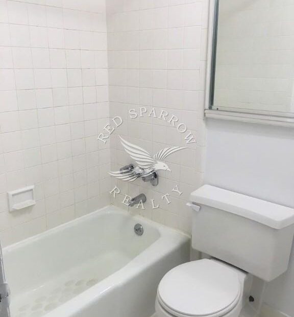 Large One Bedroom on West 112th Street in Morningside Heights
