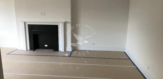 Renovated top floor 1 bed in Greenwich Village