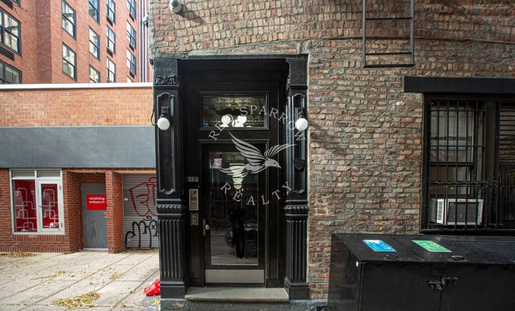 Amazing one bed on Mott Street in Greenwich Village