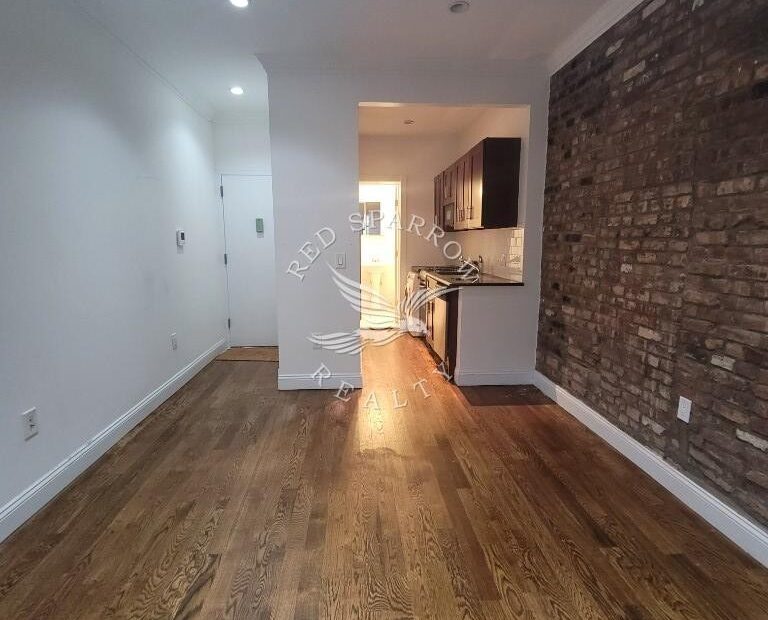 Amazing one bed on Mott Street in Greenwich Village