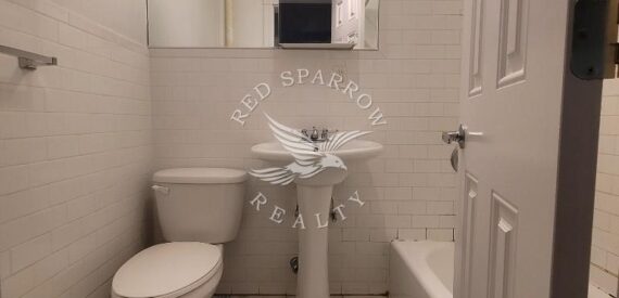 Amazing one bed on Mott Street in Greenwich Village