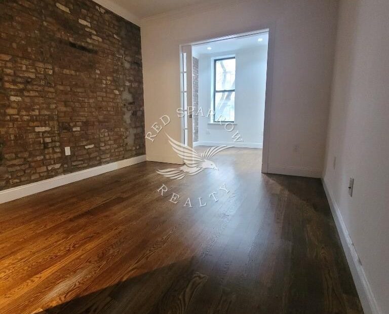 Amazing one bed on Mott Street in Greenwich Village
