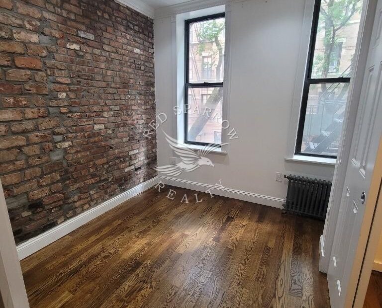 Amazing one bed on Mott Street in Greenwich Village