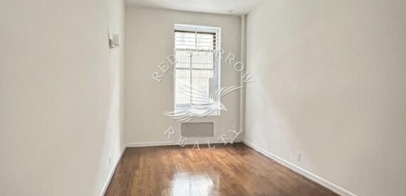 Amazing open layout on East 89th Street in Yorkville