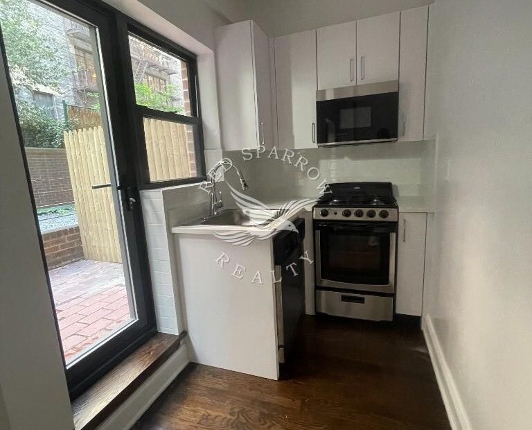 Amazing open layout on East 56th Street in Sutton Place