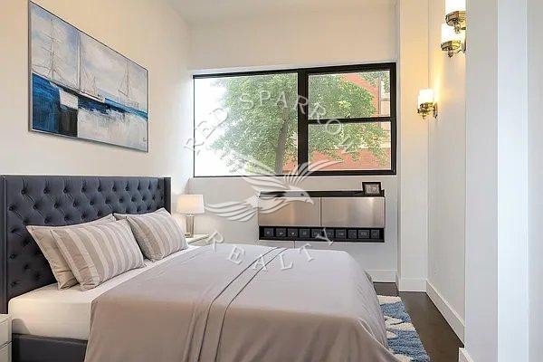 Renovated 2-bedroom, 2-bath on East 37th Street in Murray Hill