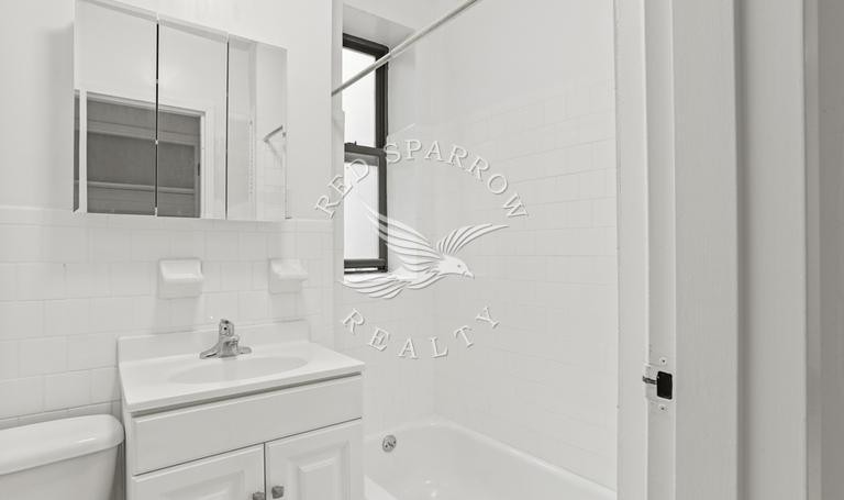 Amazing 1 bed on West 151st Street in Hamilton Heights