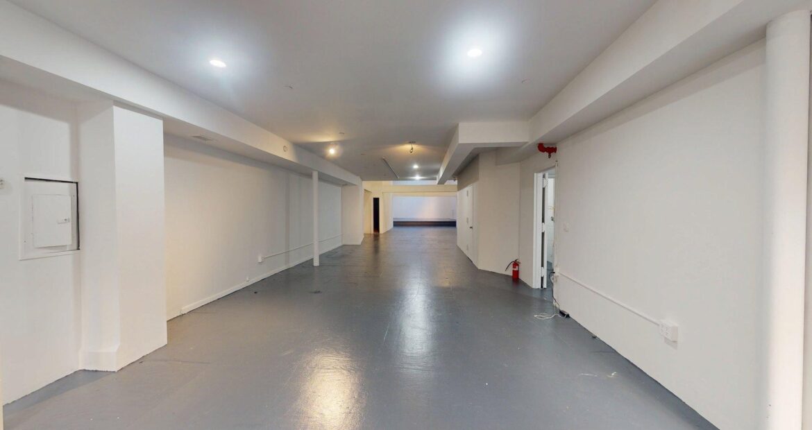 76 Wooster Street – 2nd Floor Duplex Penthouse