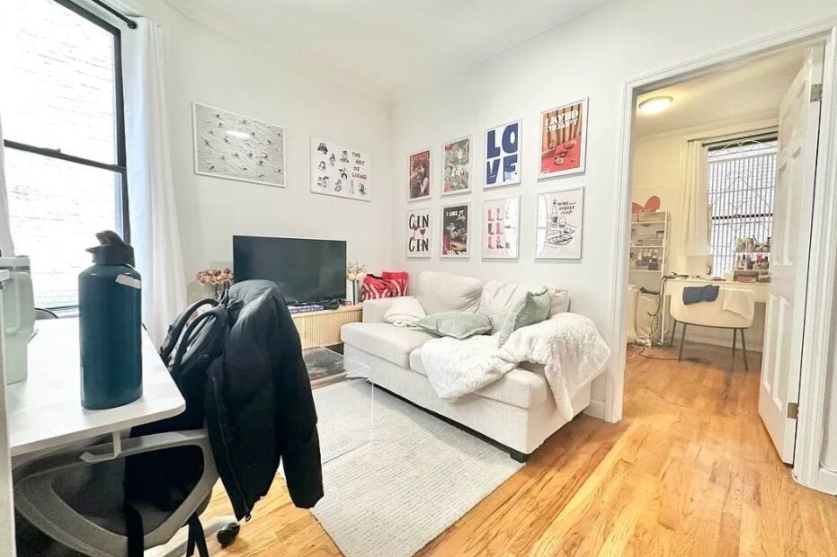 Amazing 1 bed on 9th Avenue in Chelsea