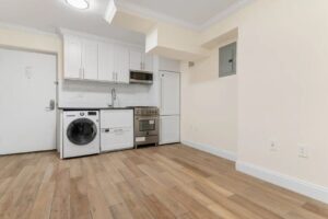 Amazing 2 bed on East 22nd Street in Gramercy Park