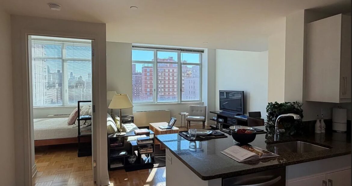 Amazing 2 beds on Lexington Avenue in Carnegie Hill