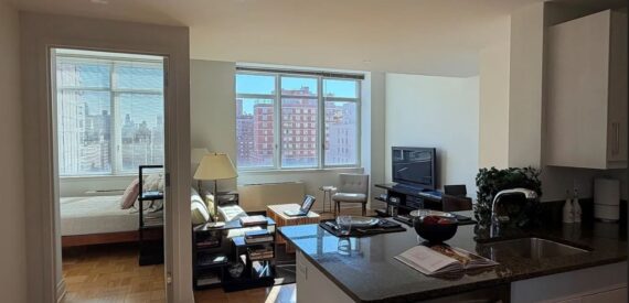Amazing 2 beds on Lexington Avenue in Carnegie Hill