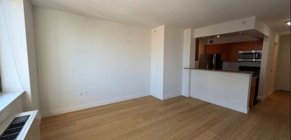 Amazing open layout on Lexington Avenue in Carnegie Hill