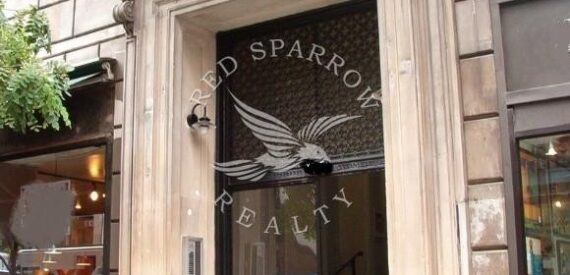 Amazing one bed on West 72nd Street in Lincoln Square
