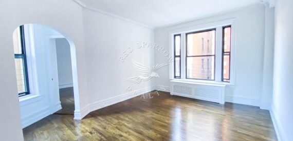 Amazing one bed on West 72nd Street in Lincoln Square
