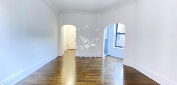 Amazing one bed on West 72nd Street in Lincoln Square